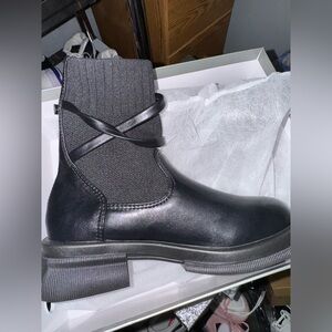 Black Women's Ankle‎ Boots